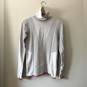 Athleta Flurry Downslope Turtleneck, size S